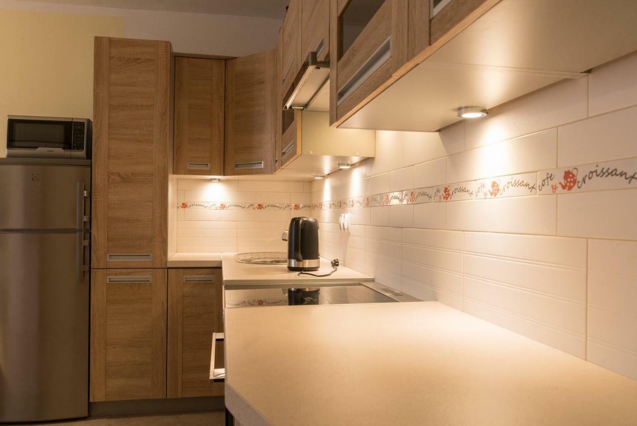 Apartament Na Urlop - Centrum - Przy Amfiteatrze - 500M Do Basenow วีสวา ภายนอก รูปภาพ